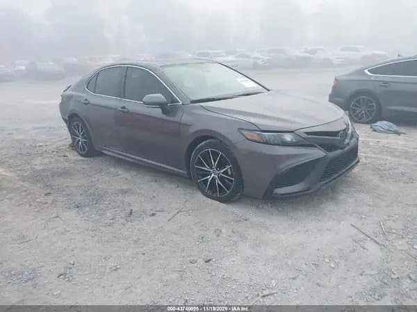 Toyota Camry 2022