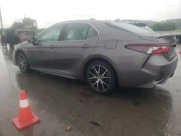 Toyota Camry 2022