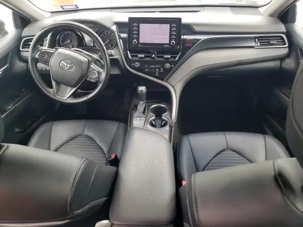 Toyota Camry 2022