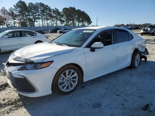 Toyota Camry 2023