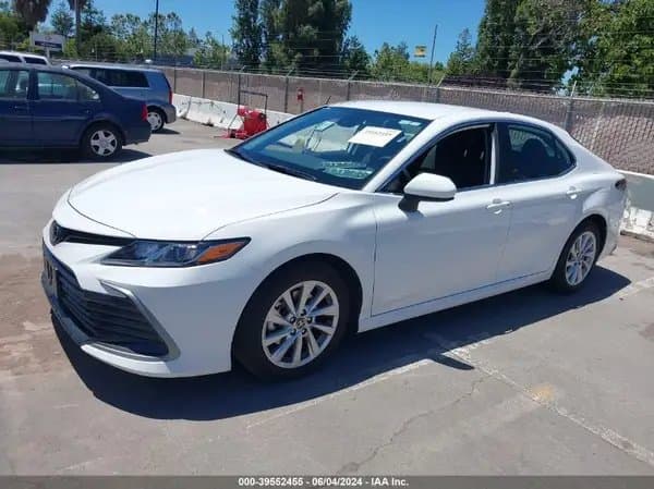 Toyota Camry 2023