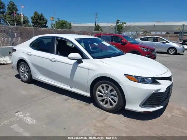 Toyota Camry 2023