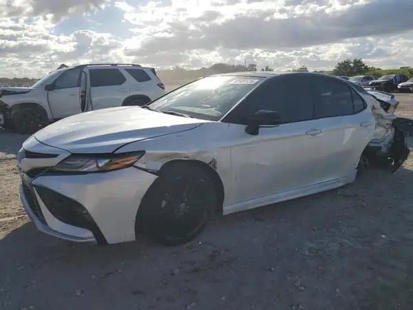 Toyota Camry 2023