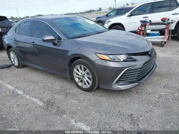 Toyota Camry 2023
