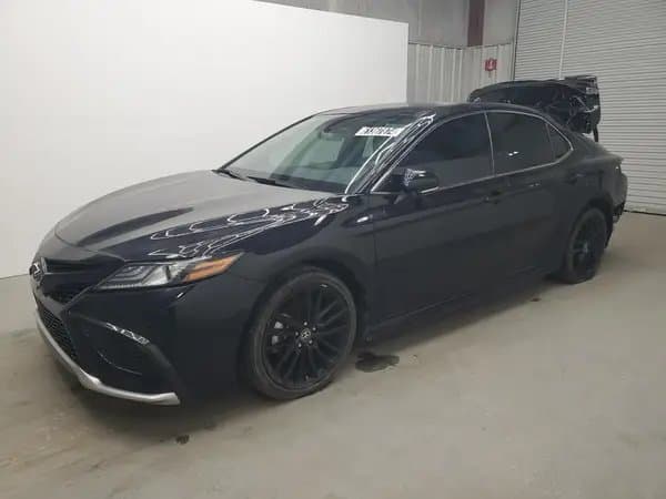 Toyota Camry 2023