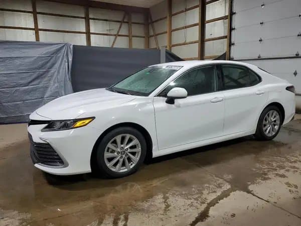 Toyota Camry 2023