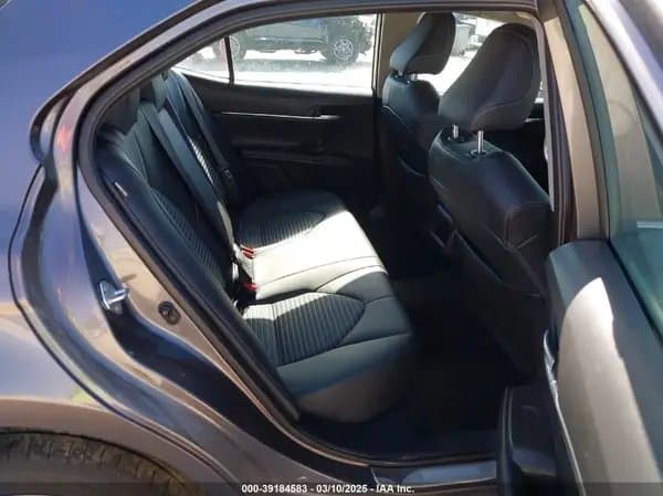 Toyota Camry 2023