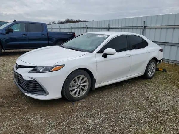 Toyota Camry 2023