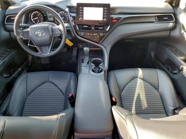 Toyota Camry 2024