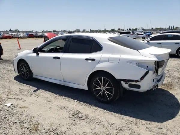 Toyota Camry 2024