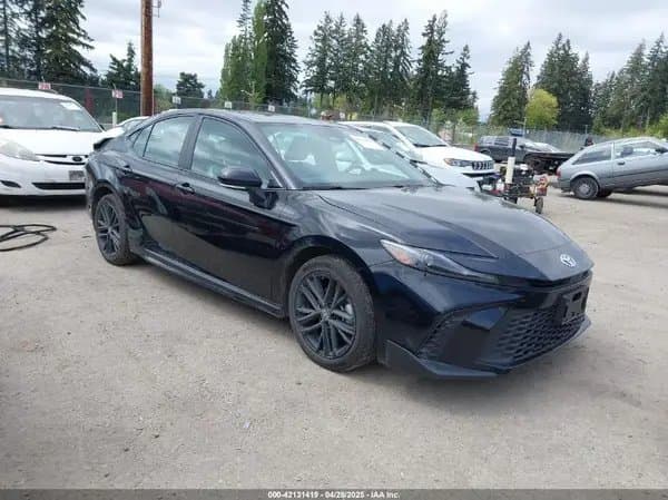 Toyota Camry 2025