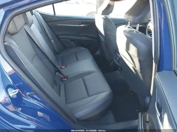 Toyota Camry 2025