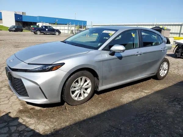Toyota Camry 2025