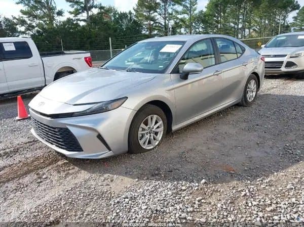 Toyota Camry 2025