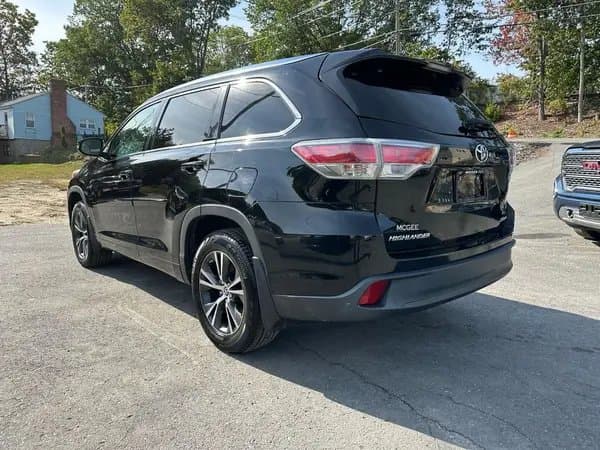 Toyota Highlander 2016