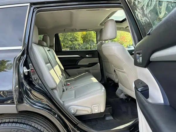 Toyota Highlander 2016