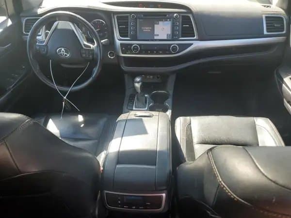 Toyota Highlander 2017