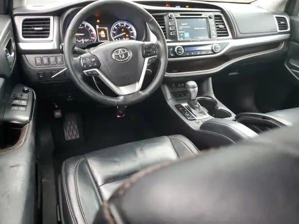 Toyota Highlander 2017