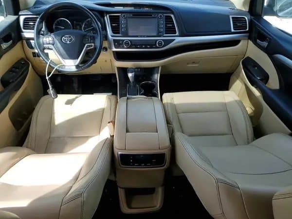 Toyota Highlander 2017