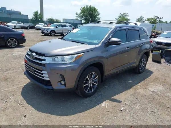 Toyota Highlander 2017