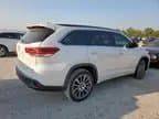 Toyota Highlander 2017