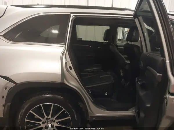 Toyota Highlander 2018