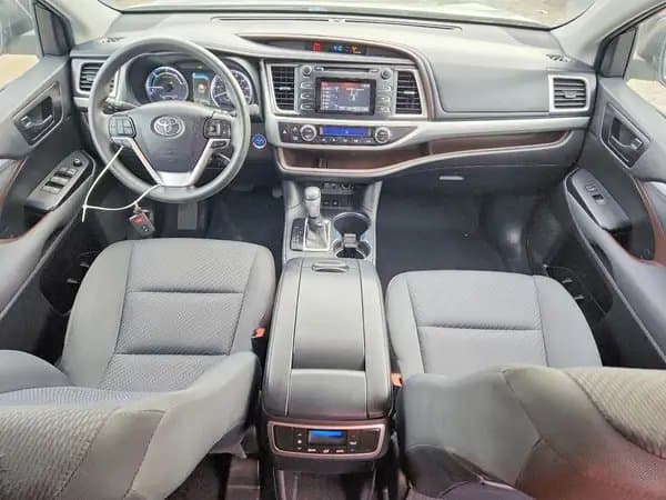 Toyota Highlander 2019