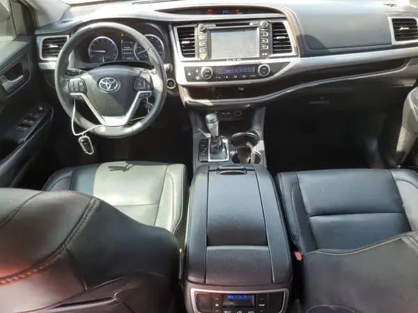Toyota Highlander 2019
