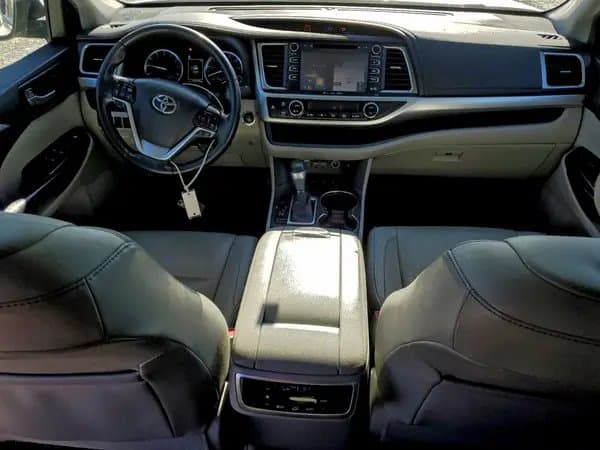 Toyota Highlander 2019