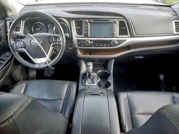 Toyota Highlander 2019