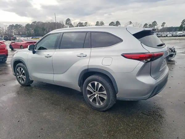 Toyota Highlander 2021