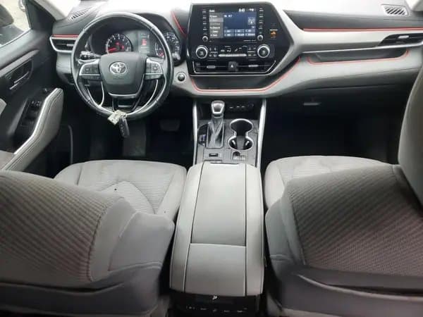 Toyota Highlander 2021