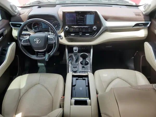 Toyota Highlander 2021