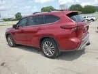 Toyota Highlander 2021