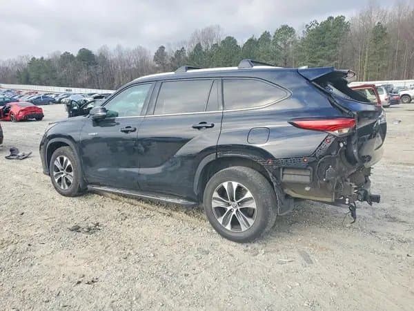 Toyota Highlander 2021