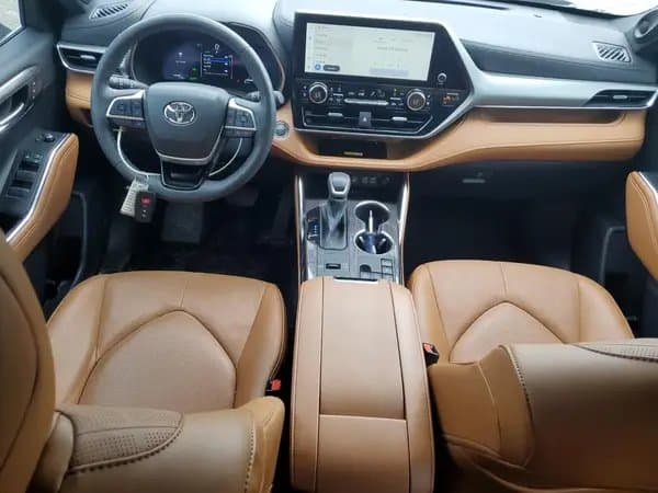 Toyota Highlander 2023