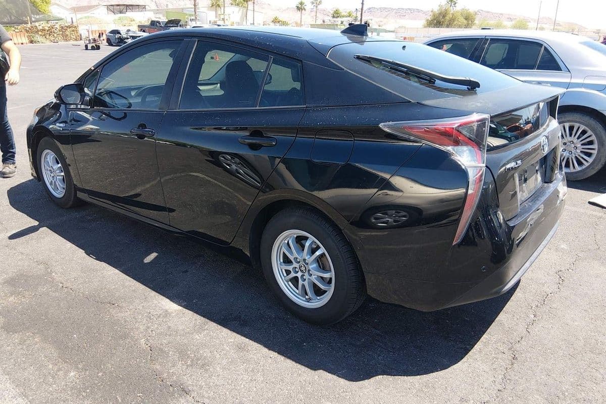 Toyota Prius 2016