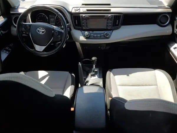 Toyota RAV4 2016