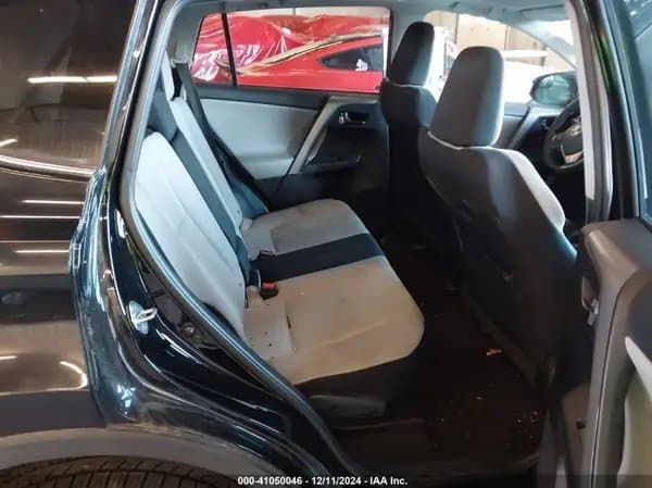 Toyota RAV4 2016