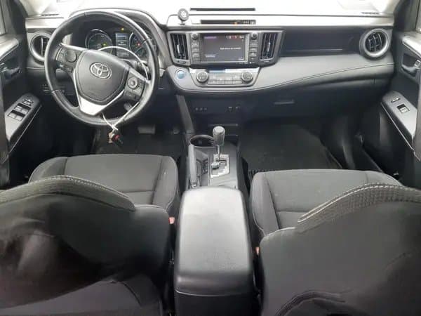 Toyota RAV4 2017