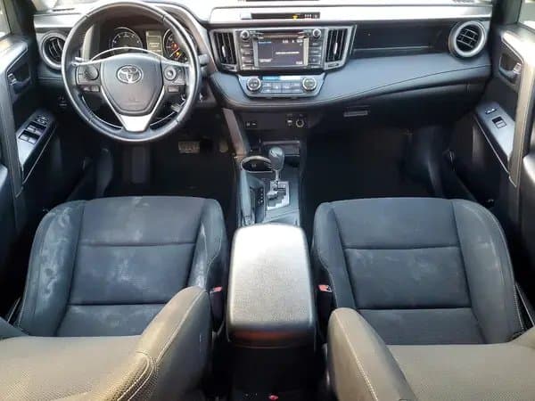 Toyota RAV4 2017