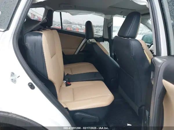 Toyota RAV4 2017