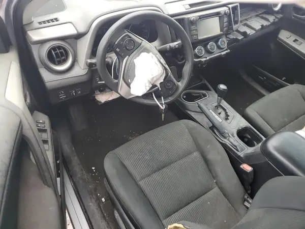 Toyota RAV4 2017
