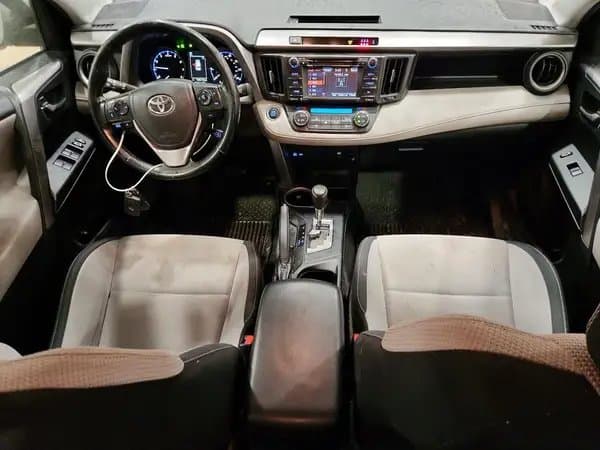 Toyota RAV4 2017
