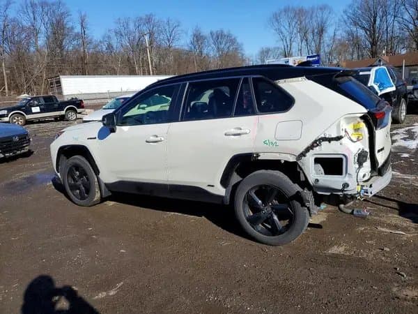 Toyota RAV4 2021