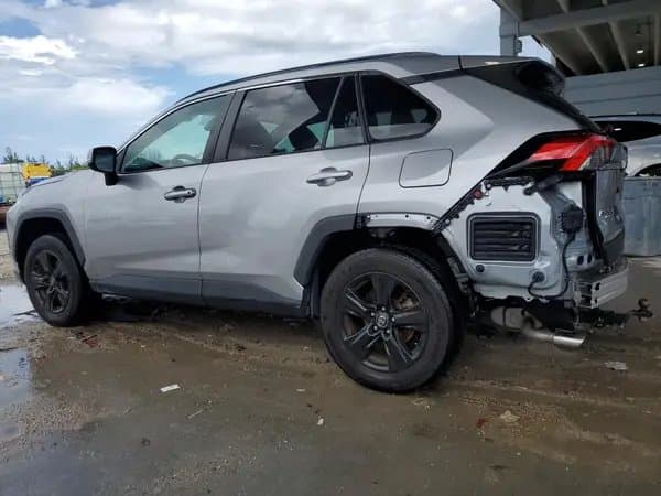 Toyota RAV4 2021