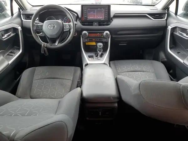 Toyota RAV4 2021