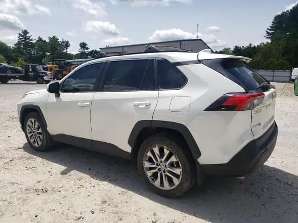 Toyota RAV4 2021