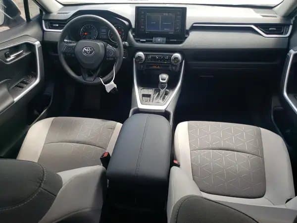 Toyota RAV4 2021