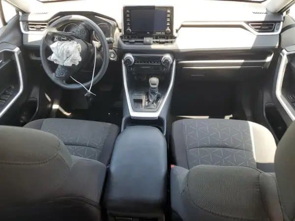 Toyota RAV4 2021